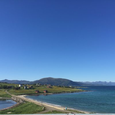 Blick auf die Insel Holdøya
